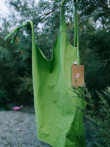 Une pièce Sunrise Girls - Vert pour la vente par Piuma