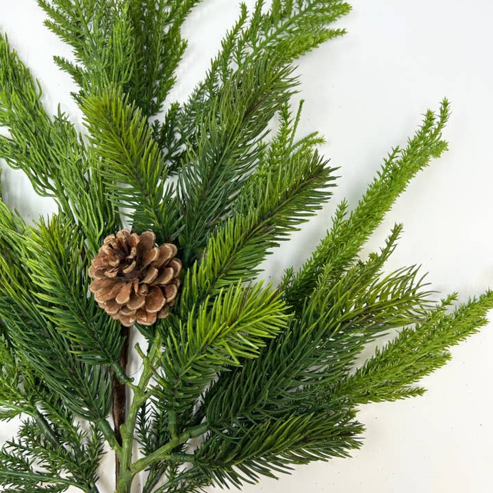David Christopher's Collection - Wholesale Christmas Decoration - Mixed Christmas Cypress Spray 28"