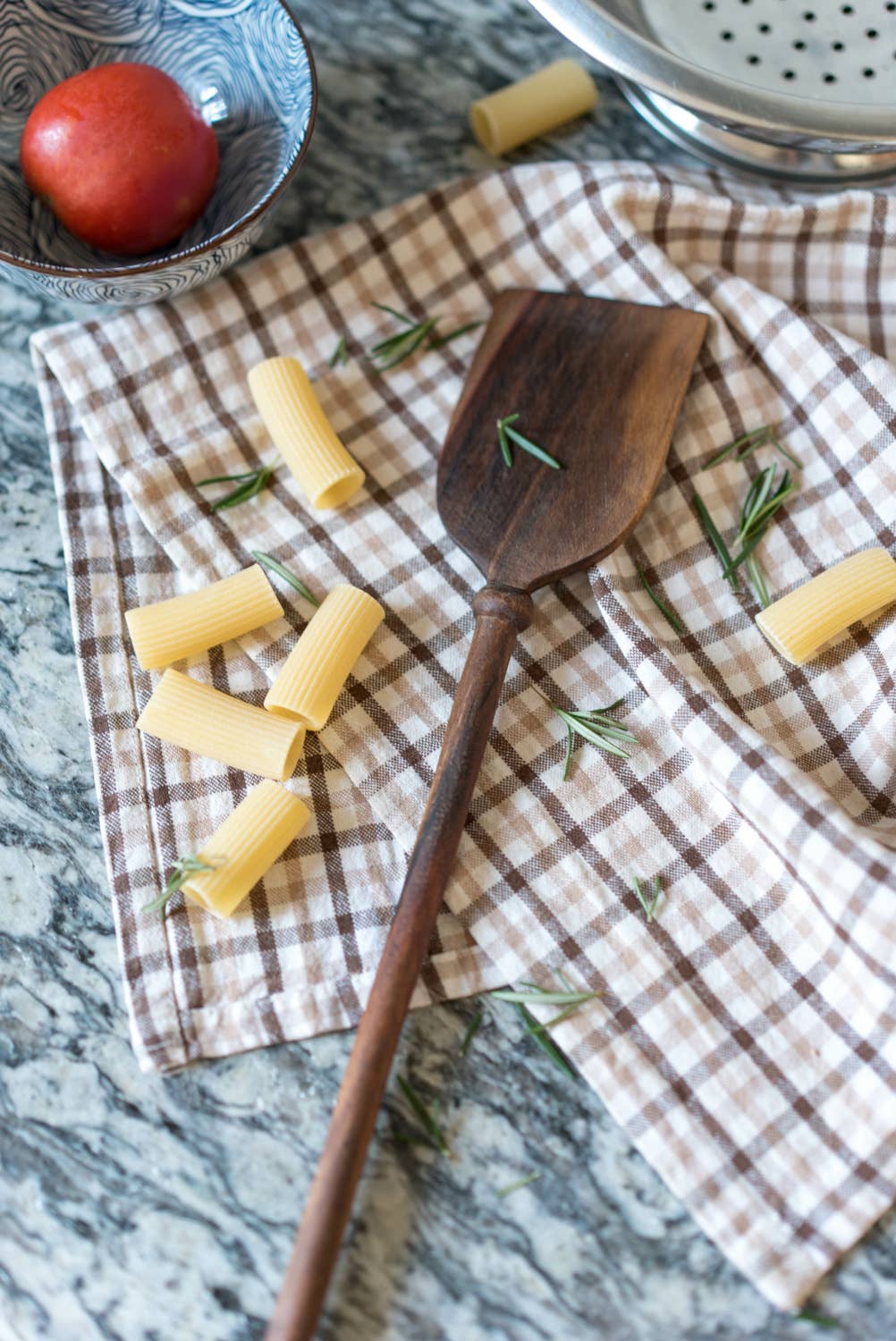 Azizi Life - Wholesale Serving Utensil - Hand Carved Wooden Spoon- Kenzie Blunt End6