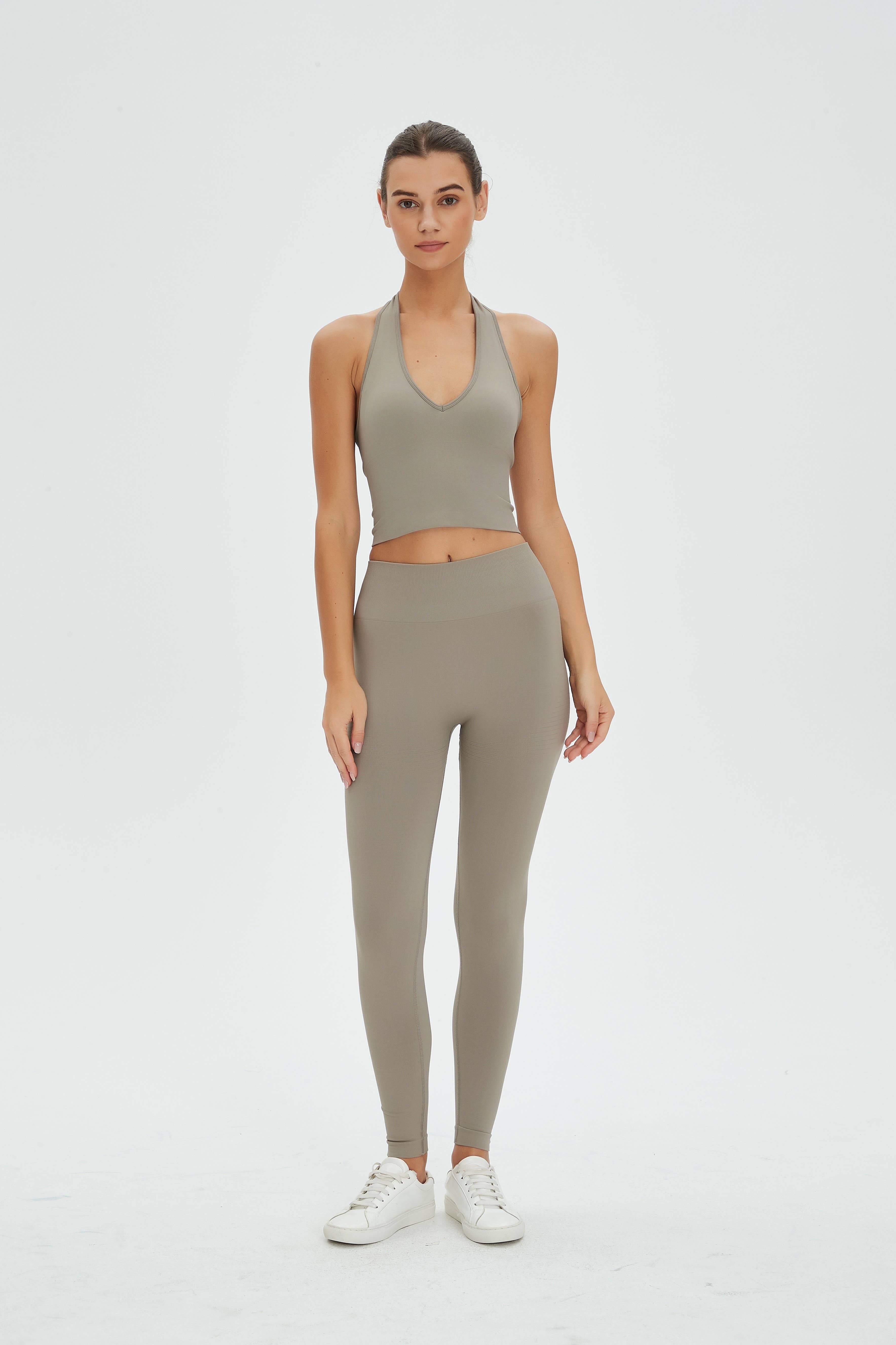 Mantra Active – Großhandel Sport-/Lounge-Leggings – Damen – Camilia Nahtlose Rippstrick-Leggings mit hohem Bund6