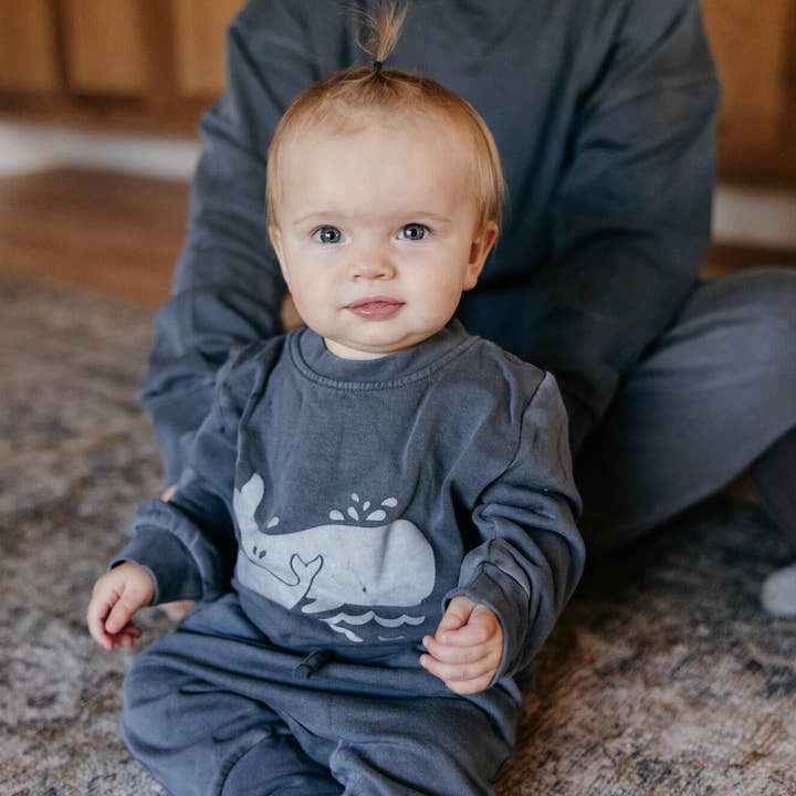 L'ovedbaby - Wholesale Top & Pant Set - Baby - Moonstone Whale | Organic Cozy Graphic Sweatshirt & Jogger Set2