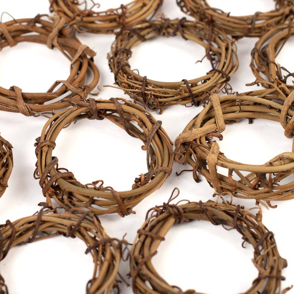 Factory Direct Craft - Wholesale Wreath - 3-Inch Natural Grapevine Wreath - Rustic Vine Twig Decor4