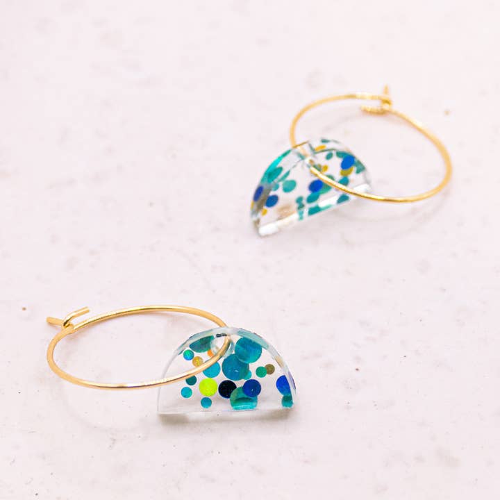 Creole confetti earrings - Abstract semicircle dots acrylic for wholesale by Tilda&Theo