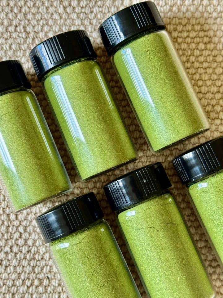Flora Greens Microgreens Powder for wholesale by Second Flora Microgreens