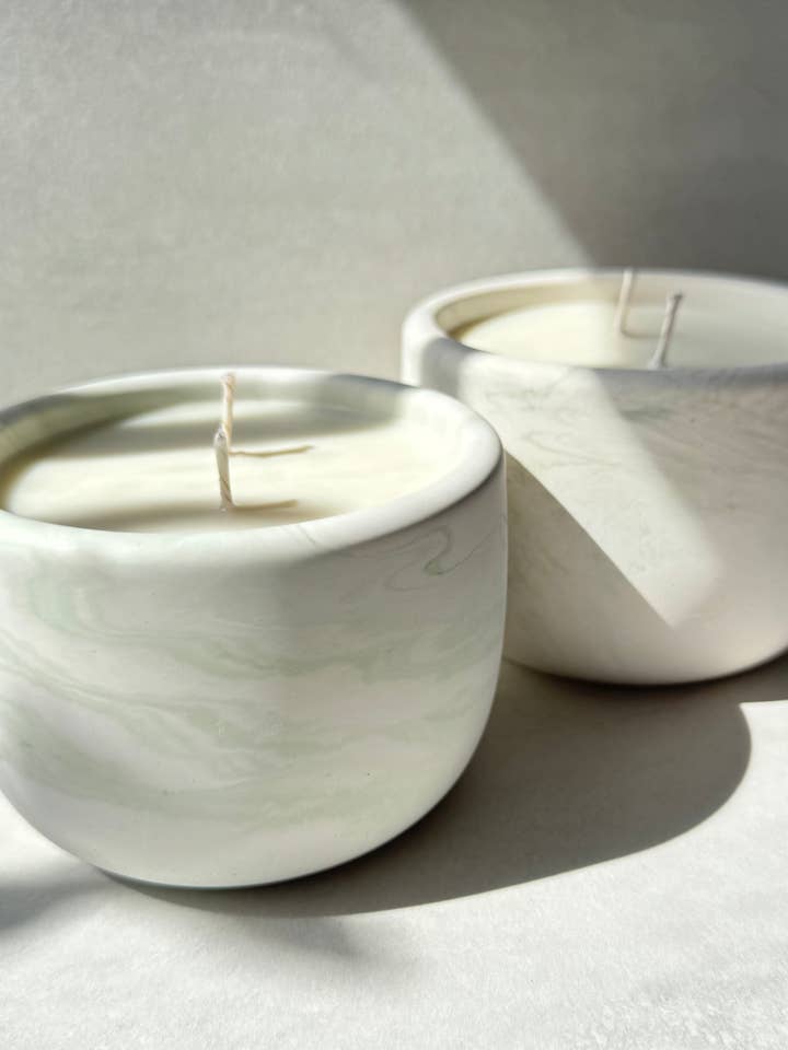 Bougie en béton Whispering Woods pour la vente par Dom Alexander Designs