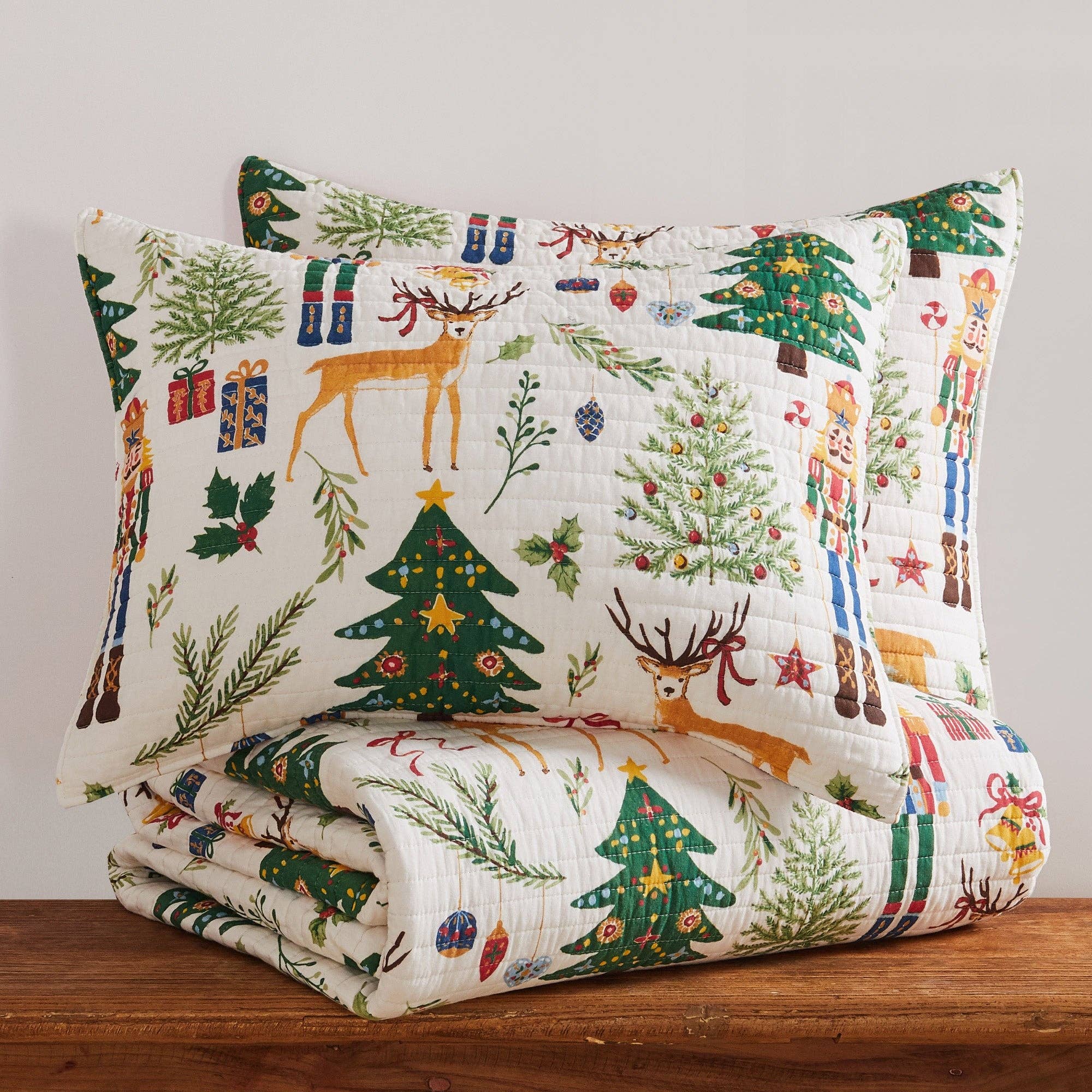 Multi Nutcracker Quilt Set for wholesale on Faire2