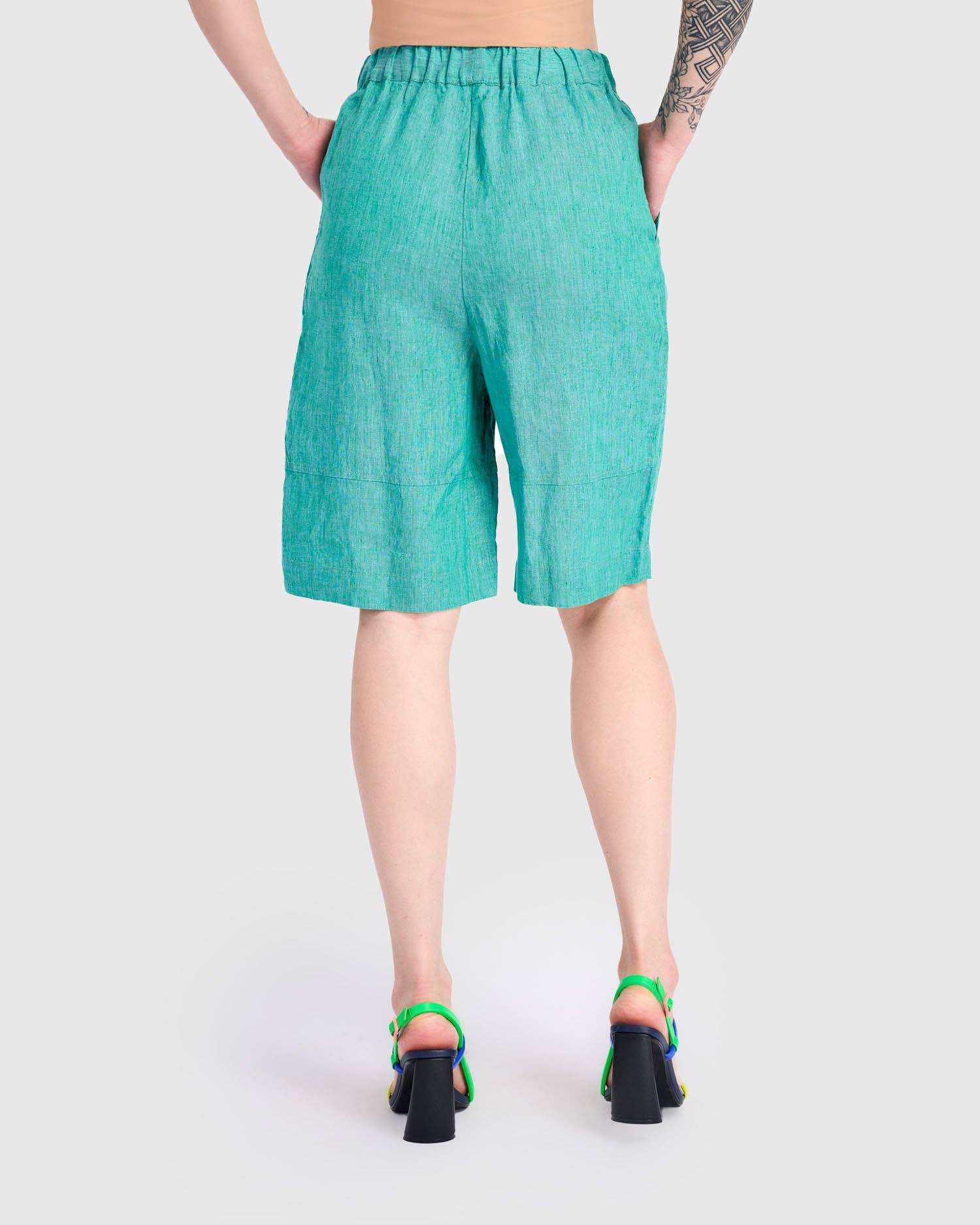 Gem Linen Shorts, Aqua for wholesale on Faire5