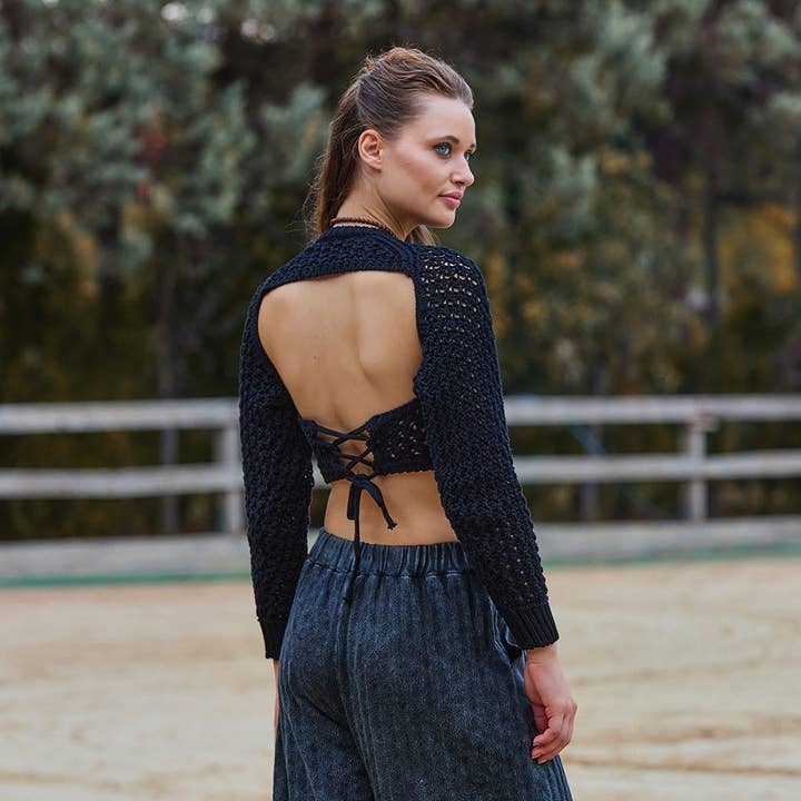 Maglieria da Donna Nera con Scollo Basso sulla Schiena per la vendita all'ingrosso da parte di Los Banditos