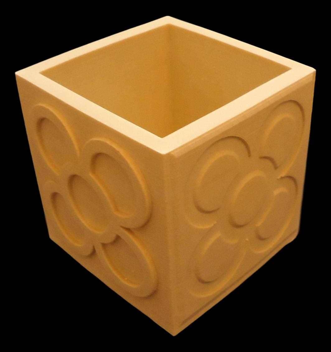 Yumilab - Venta al por mayor Macetas - Maceta Panot de Barcelona11