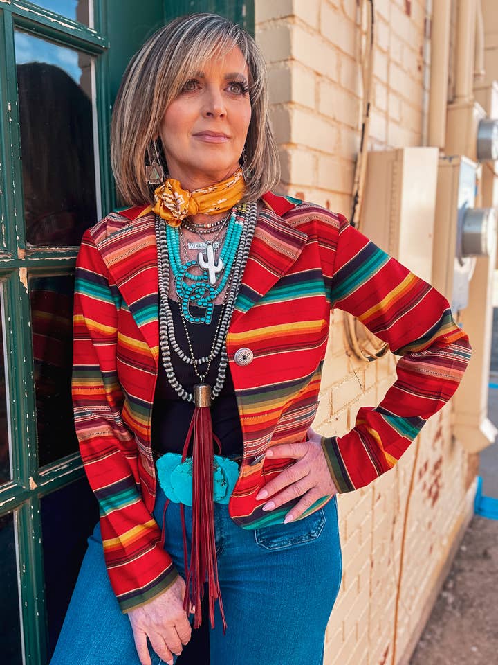 Maria Blazer - Röd Serape för wholesale av Silverado Apparel