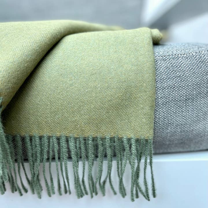 Shupaca Alpaca – wholesale Scarf – Women's – 100% Baby Alpaca Scarf - Tea Leaf