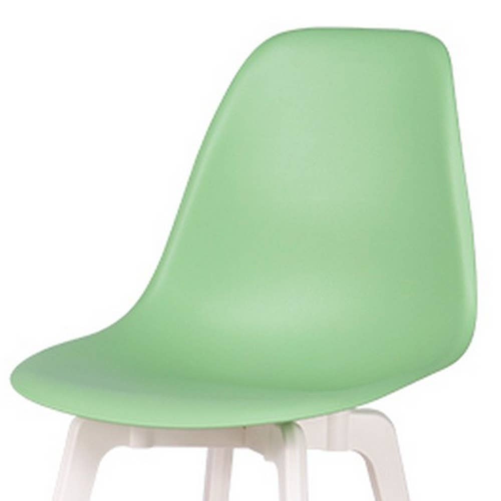 HomeRoots - Vente Chaises - Ensemble de quatre chaises de salle à manger en plastique robuste vert menthe et blanc5