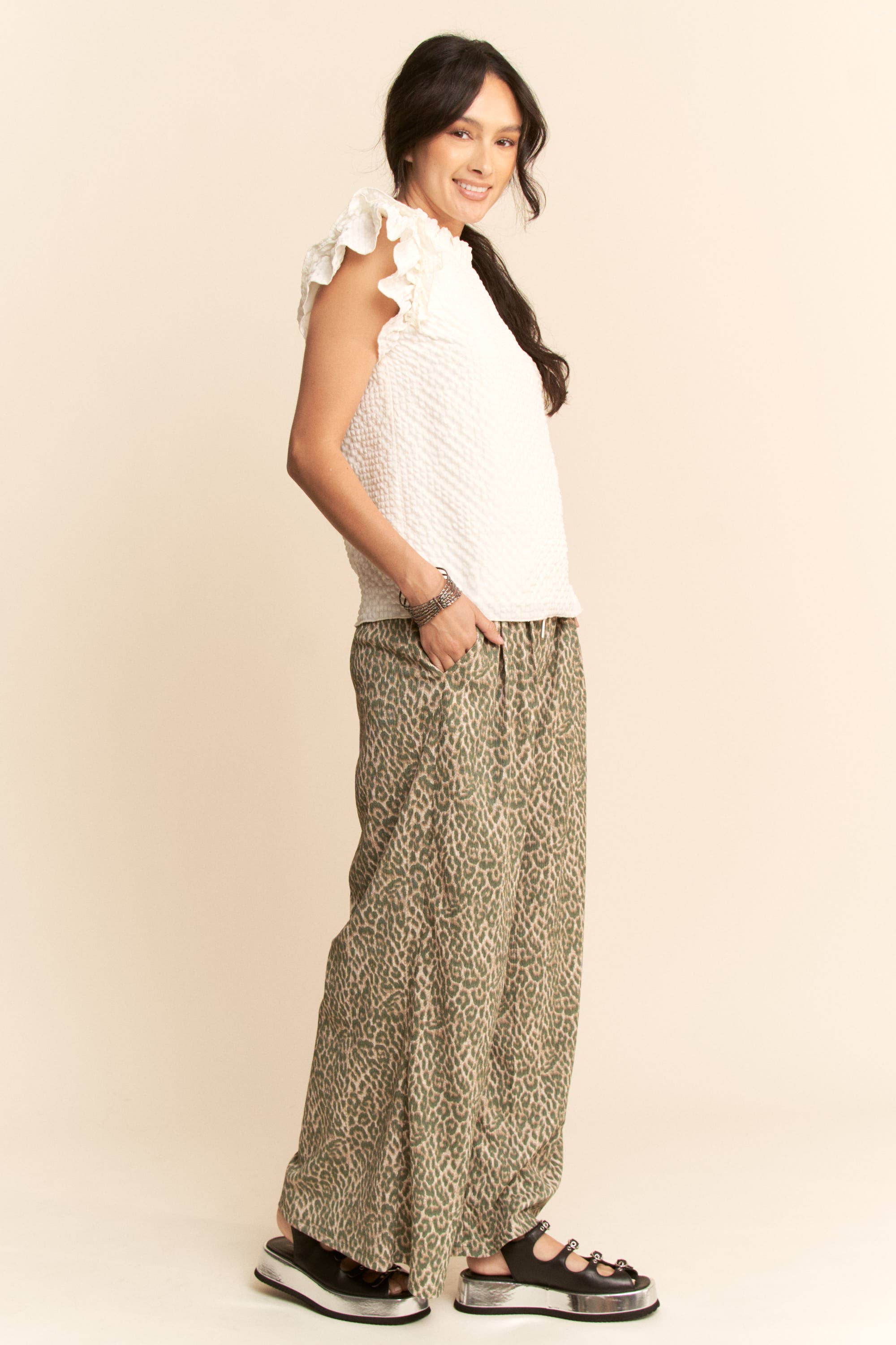 Davi & Dani - Wholesale Pants - Women's - WAIST STRING LEOPARD PRINTED STRAIGHT LONG  PANTS11