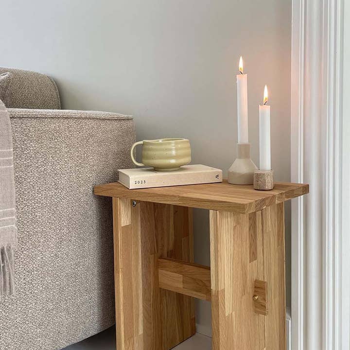 MOUD Home – wholesale Pall – OAK pall i ek - natur och mässing