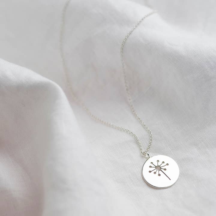 Ciondolo a forma di tarassaco in argento - Collezione Blomst per la vendita all'ingrosso da parte di Hannah Weston Jewellery
