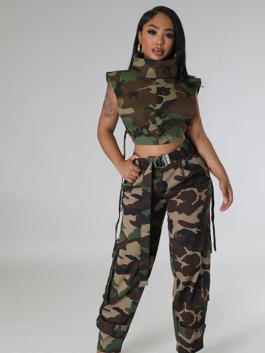 Camouflage Belted Cargo Pants for wholesale on Faire0
