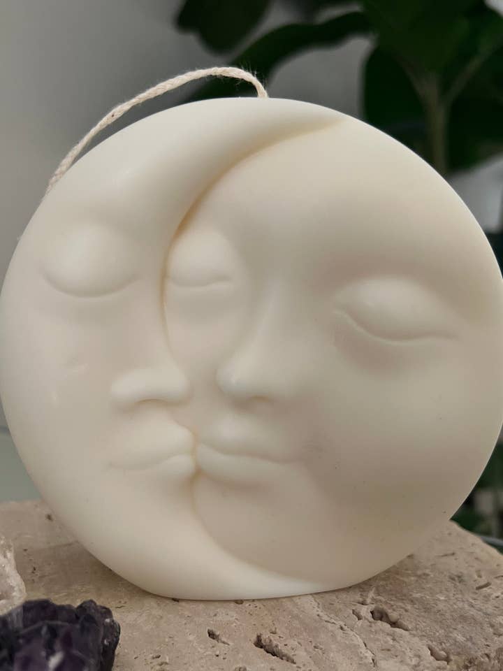 Large Luna for wholesale by Dreamsoy Candles