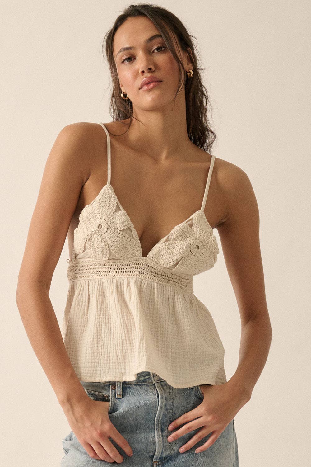 Promesa USA - Vendita all'ingrosso Canotta - Donna - Canotta per babydoll in cotone increspato con motivo floreale all'uncinetto16