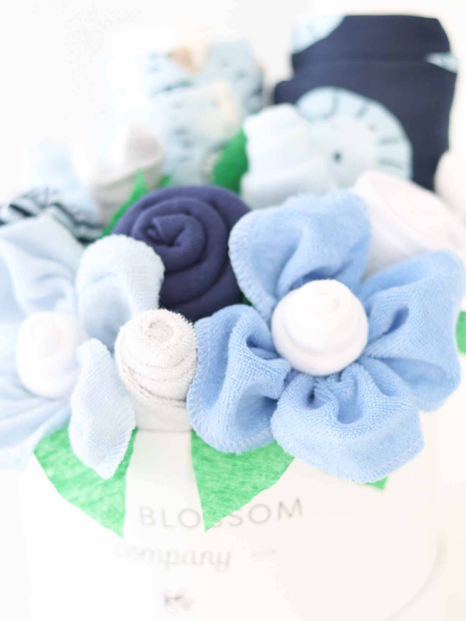 Baby Blossom Company - Vendita all'ingrosso Set/confezione regalo per neomamme - Cesto regalo per neonato - Little Boy Blue5