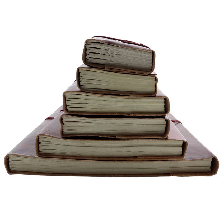 Tribal Trade GmbH – wholesale Sketchbook/sketchpad – Premium brown leather notebook 17.5x12.5x2.5cm