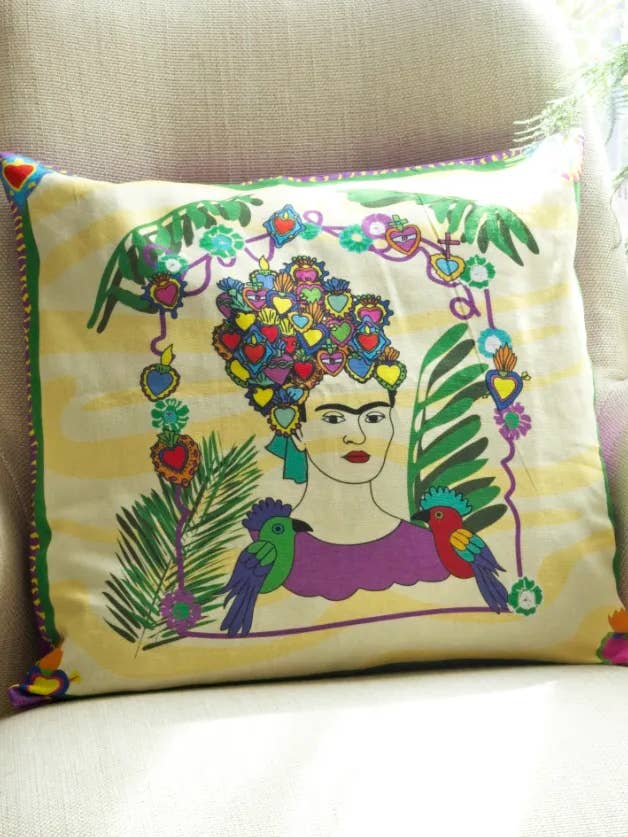 Frida garden cushion cover for wholesale by Tienda Esquipulas distribution