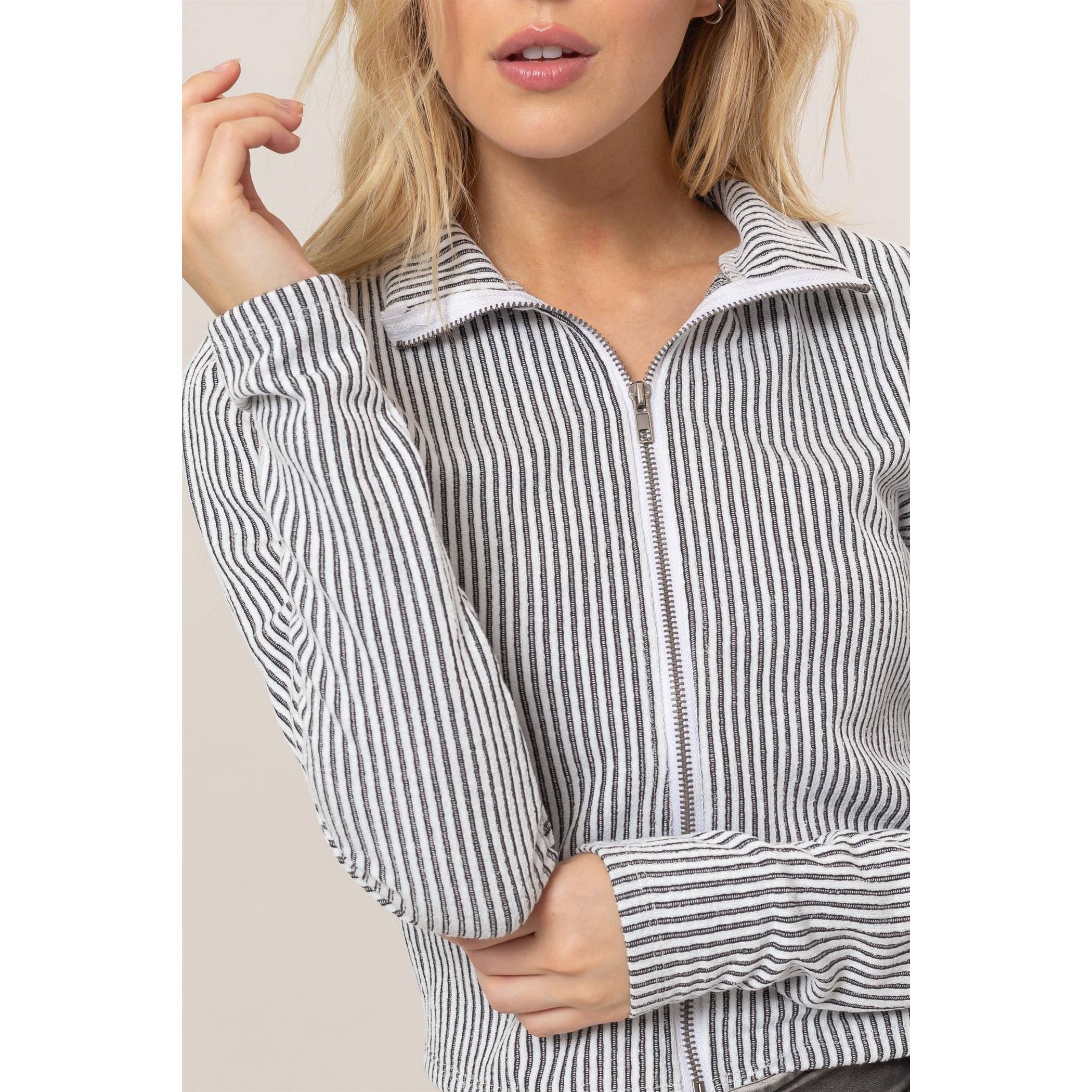 HYFVE – Camisa - Mulher por atacado – Top de Malha com Fecho de Correr às Riscas5