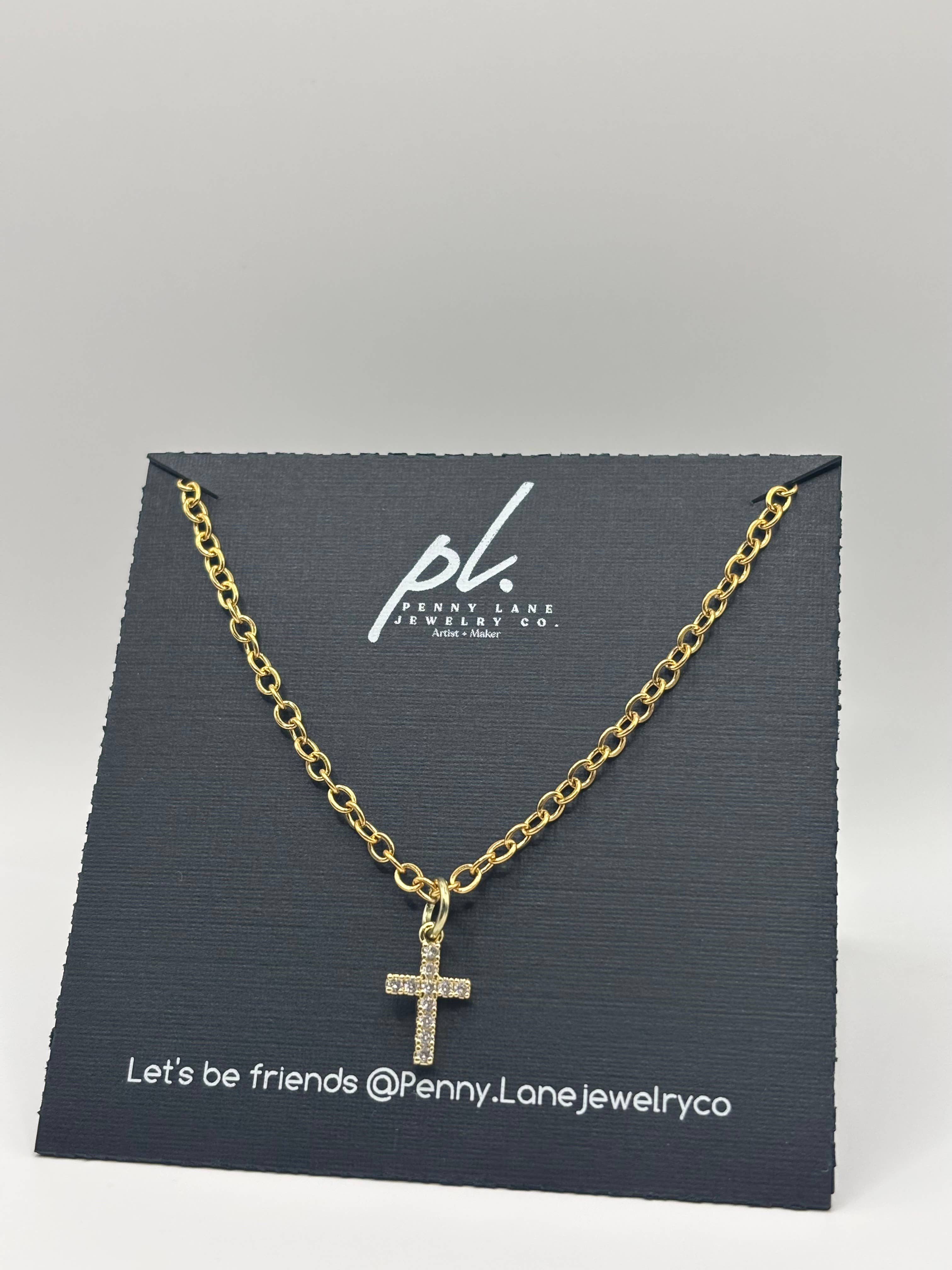 Penny Lane Jewelry Co - Vente Colliers à pendentif - Collier croix délicate minimaliste en strass couleur or Annie2