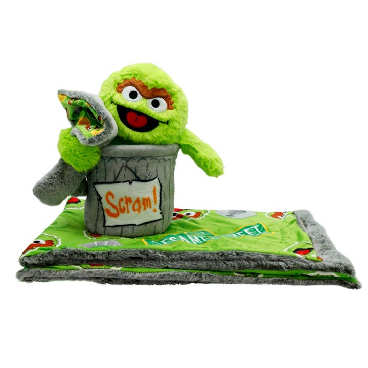 Sesame Street Oscar The Grouch Blankie Bestie Plush&Blanket for wholesale by OrangeOnions