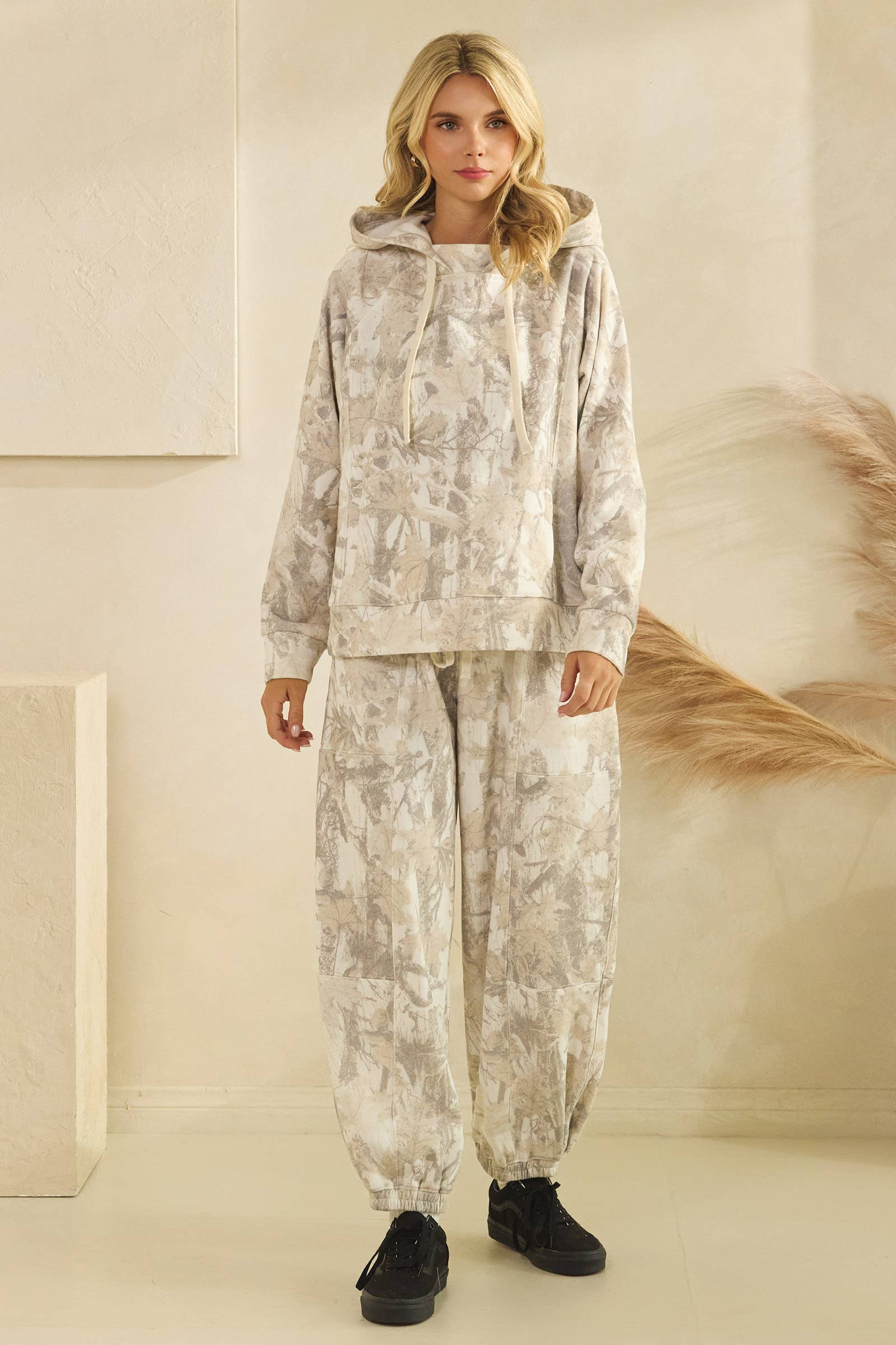 Veveret - Wholesale Hoodie - Women's - Printed French Terry Hoodie58