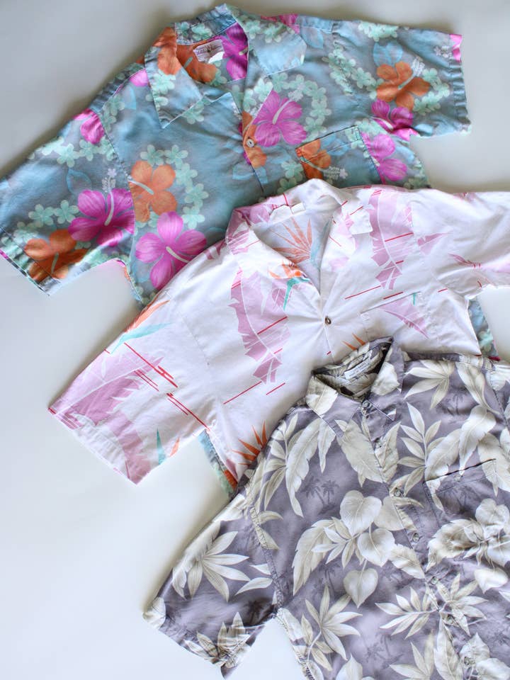 American Recycled Clothing - Wholesale Button Down Shirt - Men's - Bleached Tropical Shirt Bundle