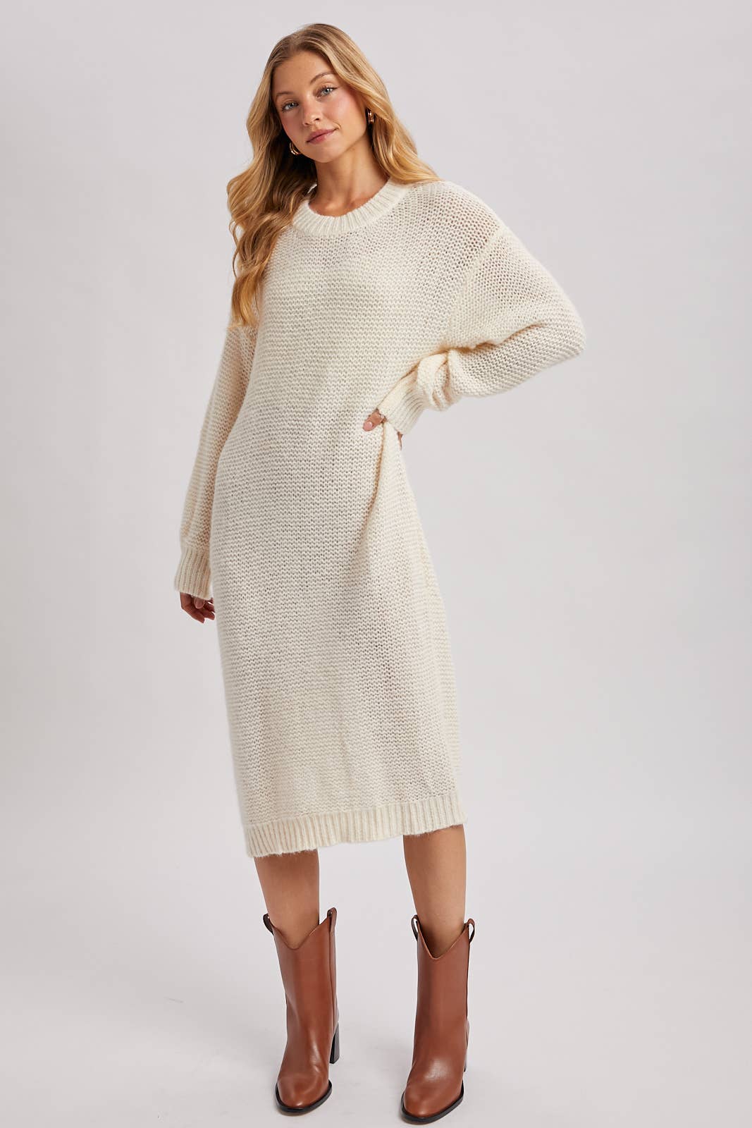 Bluivy - Wholesale Dress - Women's - OVERSIZED LIGHTWEIGHT KNIT SWEATER MIDI DRESS1