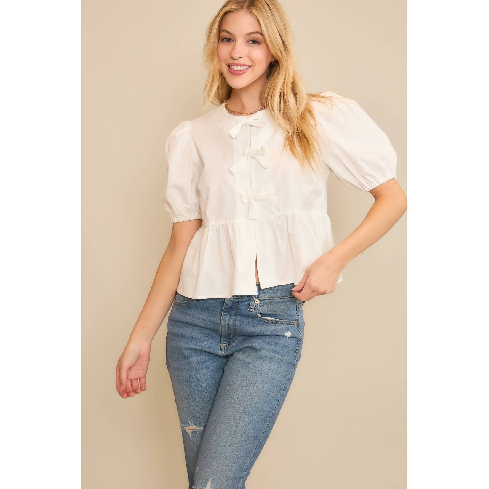 Sweet Generis – Großhandel Bluse – Damen – Babydoll-Bluse aus Baumwollgewebe mit offenem Vorderteil und Schleifendetails17