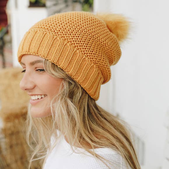 Leto Accessories - Vente Bonnet – femme - Bonnet en maille épaisse avec doublure en fausse sherpa et pompon1