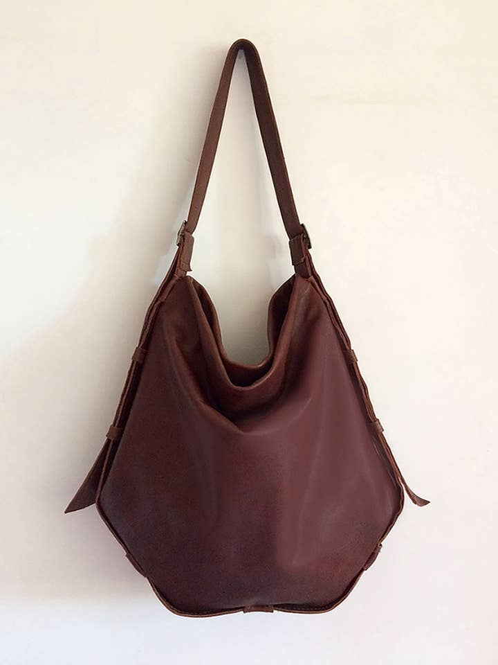 Dames tas van bruin echt Italiaans leer met zeshoekig ontwerp voor wholesale door BBagdesign