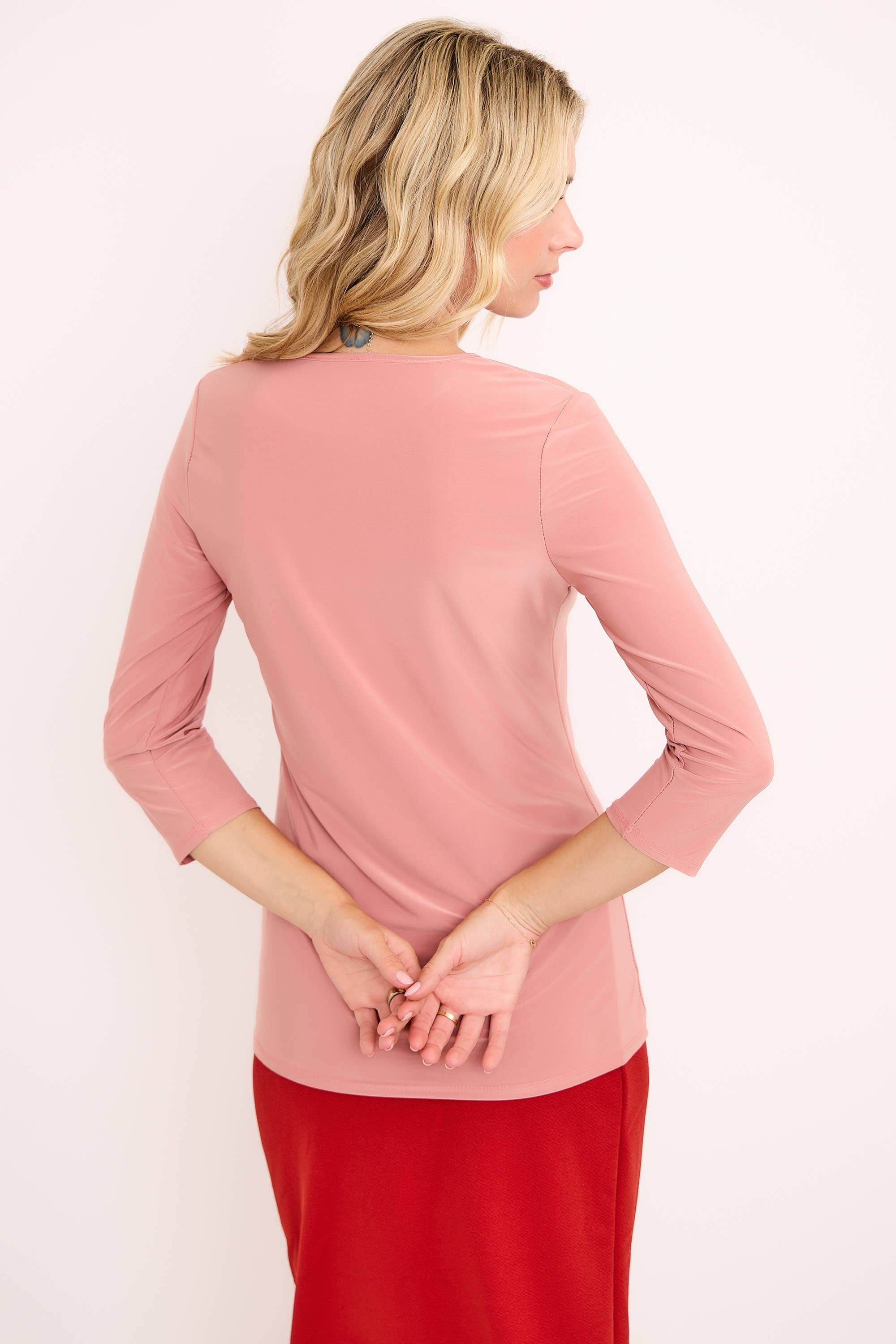 Celeste Clothing - Venta al por mayor Camiseta - Mujer - TOP DE CAPAS SIN ARRUGAS CON MANGAS 3/4 -CT1321470