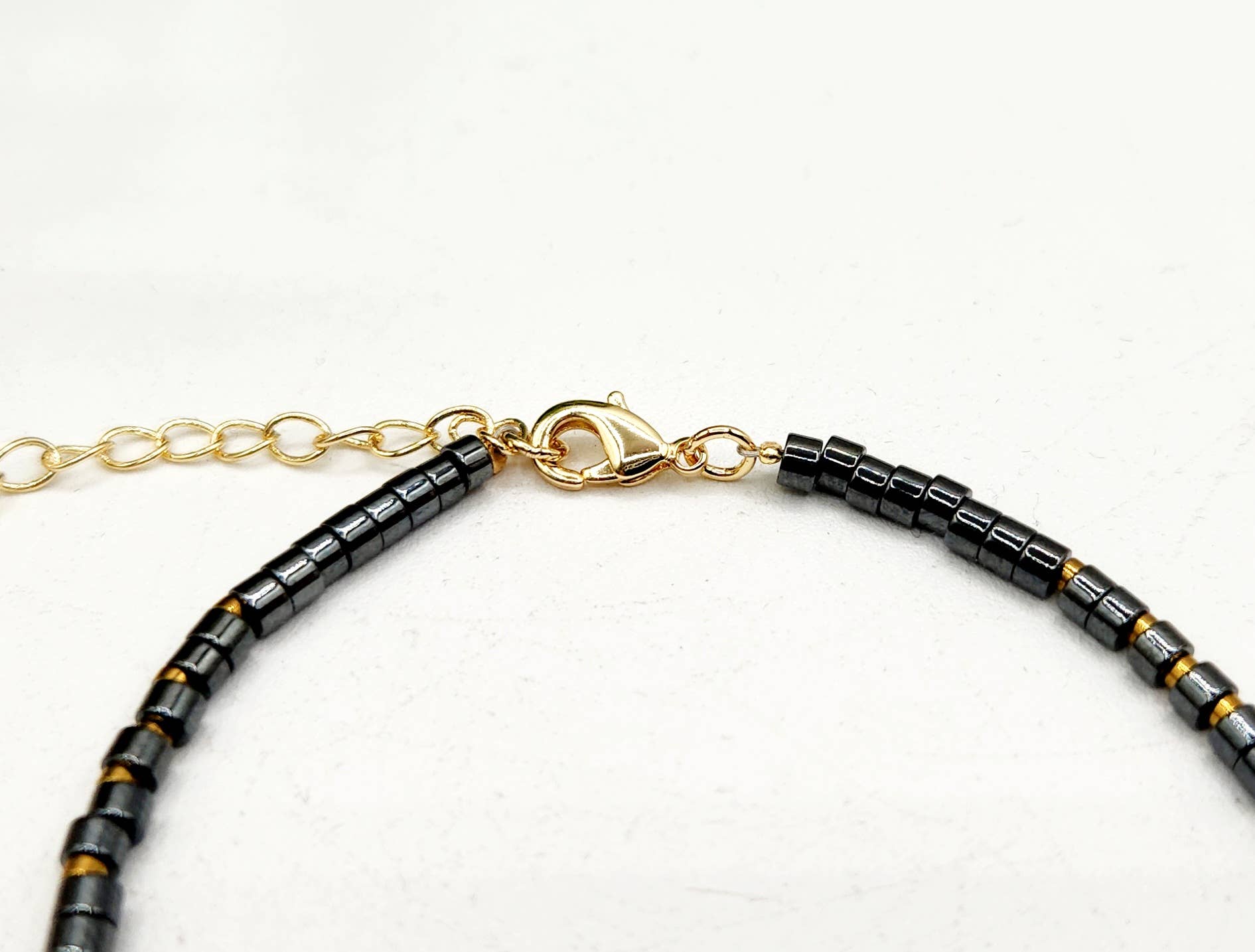 Meraki Gemstones – Pulseira de missangas por atacado – ALÍVIO DA DOR-Pulseira de Terahertz/Howlite/Hematite-3mm c/Fecho5