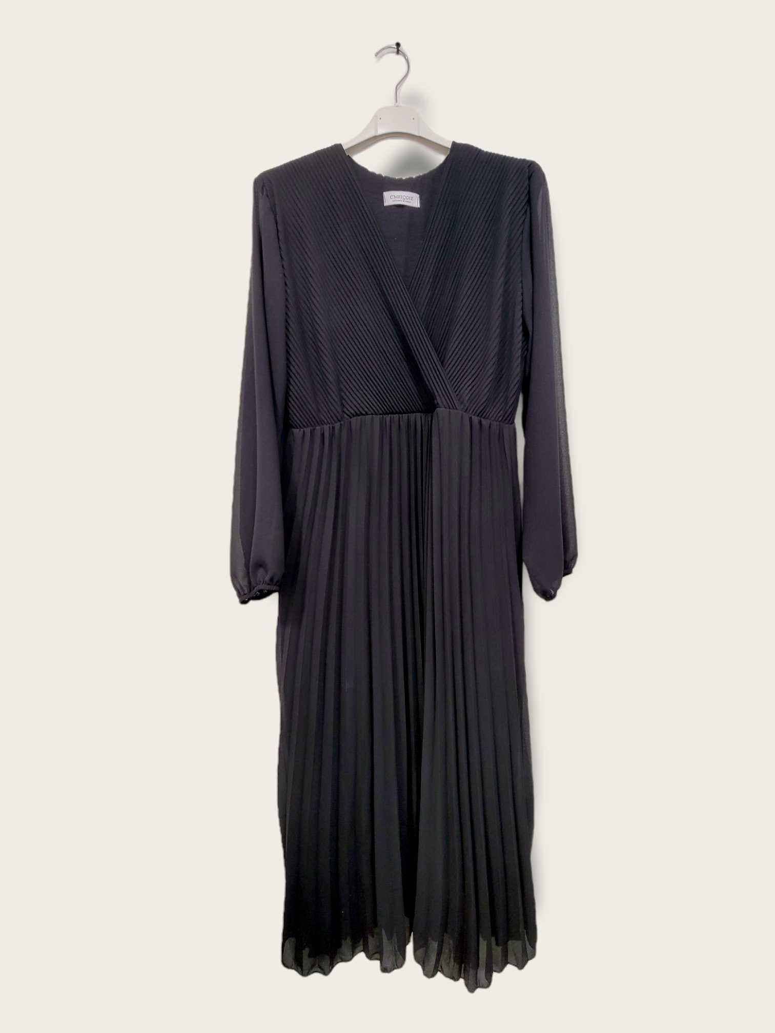 C'MELODIE - Wholesale Dress - Women's - Elegant Long-Sleeve Pleated Dresses in Plus Size1