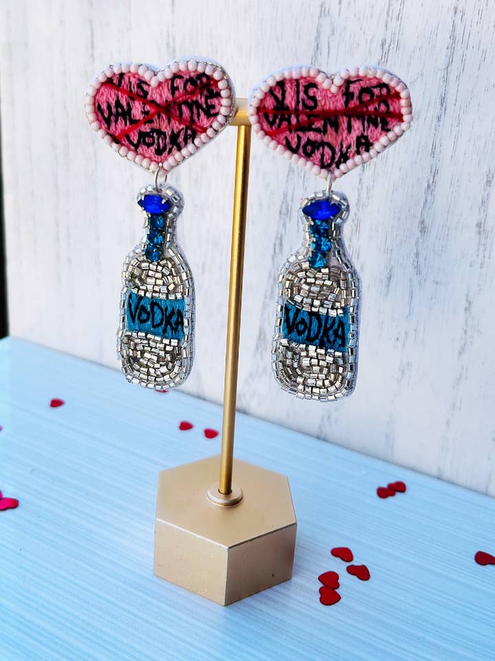 V é para Brinco de Frada/Namorados Vodka Dia dos Namorados por atacado de The Pearled Panther