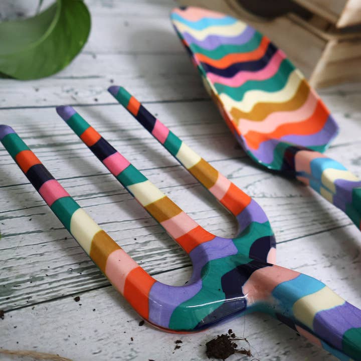 Robert Frederick Ltd - Vente Outil de jardinage - Ensemble d'outils de jardinage et de genouillères — Wiggle Design4