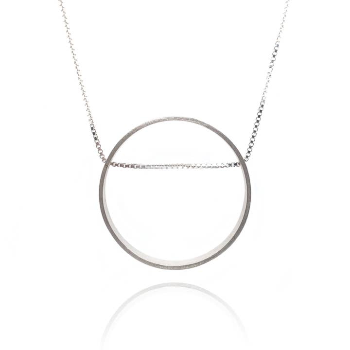 Collana Circle per la vendita all'ingrosso da parte di Flavia Bennett Designs