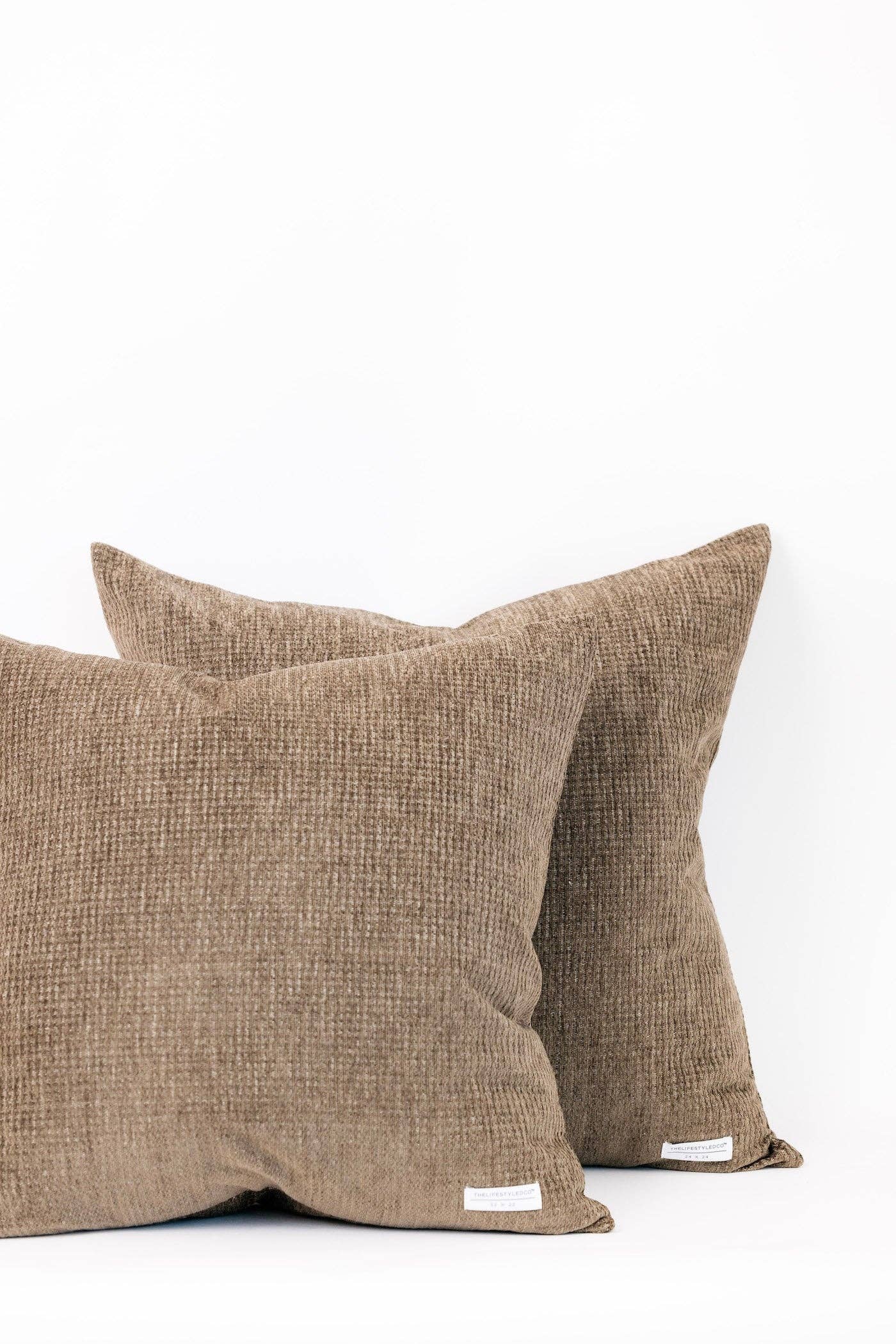 THELIFESTYLEDCO - Wholesale Throw/Decorative Pillow - Tobias Chenille Houndstooth Pillow - Olive - 2 Sizes1