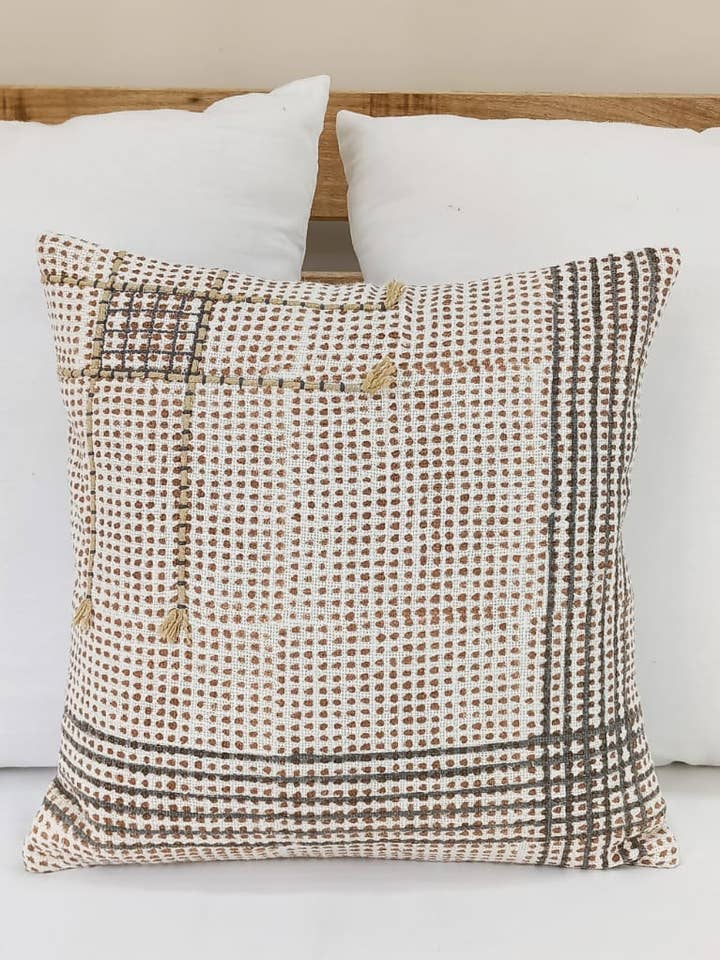 Capa de Almofada com Estampa Geométrica Feita à Mão | Boho Artesanal por atacado de Eyda Homes