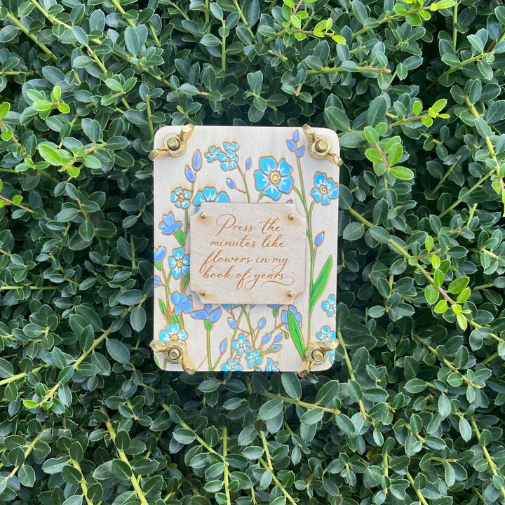 Holly Hills Lane - Wholesale DIY Craft Kit - Hand Painted State Flower Pocket-Size Flower Press9