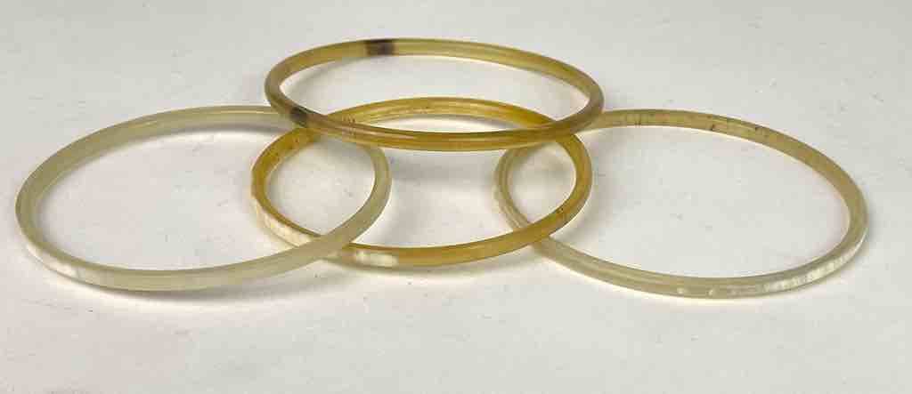 The Niger Bend - Wholesale Bangle Bracelet - Thin African cow horn bangle, 2 shades, 2 shapes0