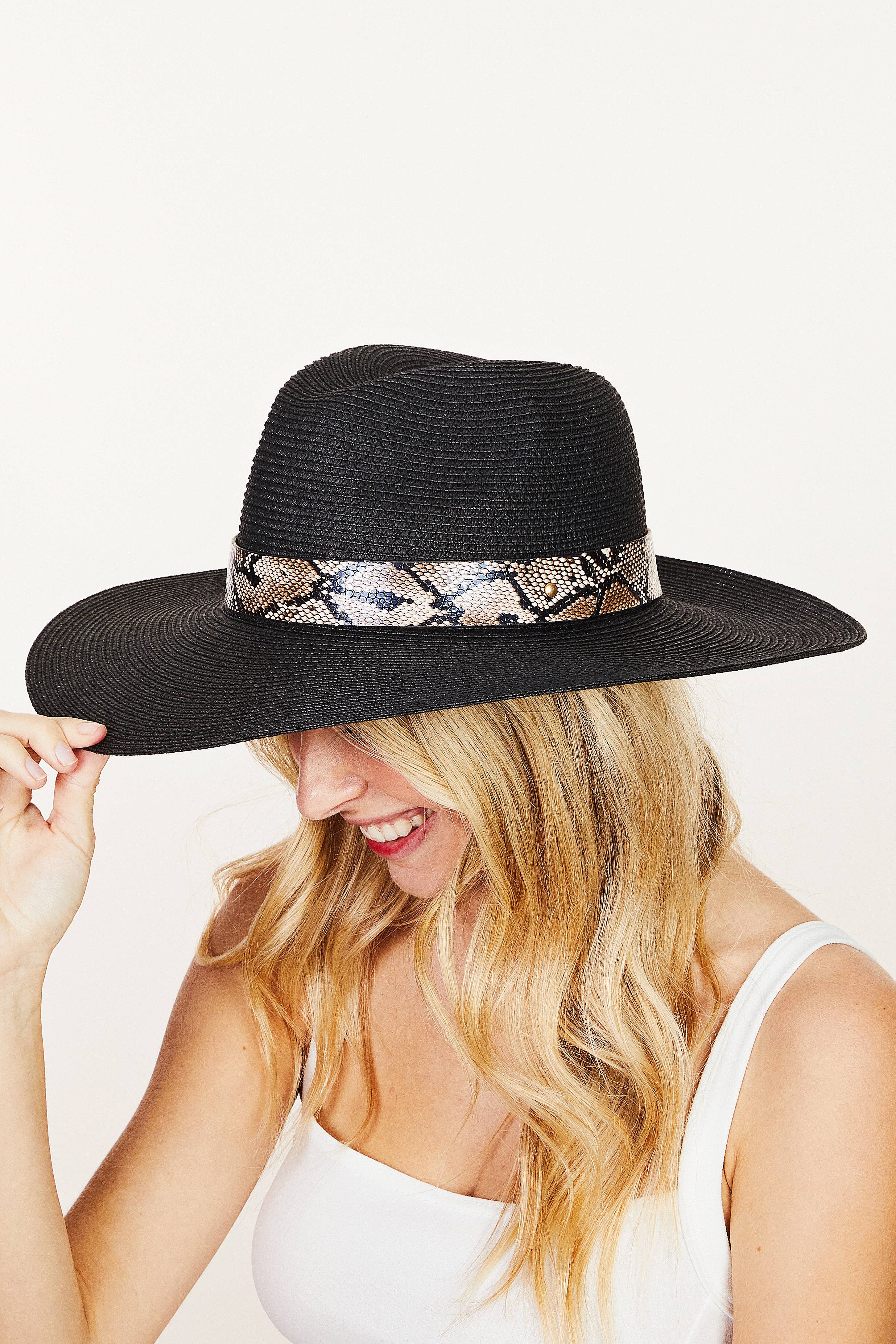 Collections by Fame Accessories - Wholesale Straw Hat - Women's - Snakeskin Band Straw Hat3