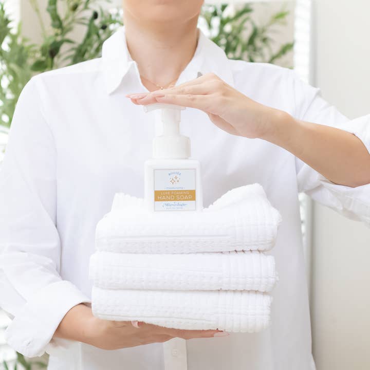 Mixologie - Wholesale Hand Soap/Wash - Boujee | Luxe Foaming Hand Soap (250 mL)2