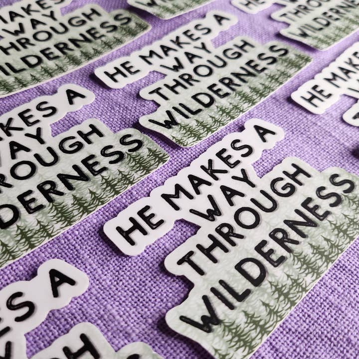 Pegatina de Isaías 43 19, pegatina del versículo bíblico Through Wilderness, una pegatina de las Escrituras para venta al por mayor de Let Love Be My Motive Studio