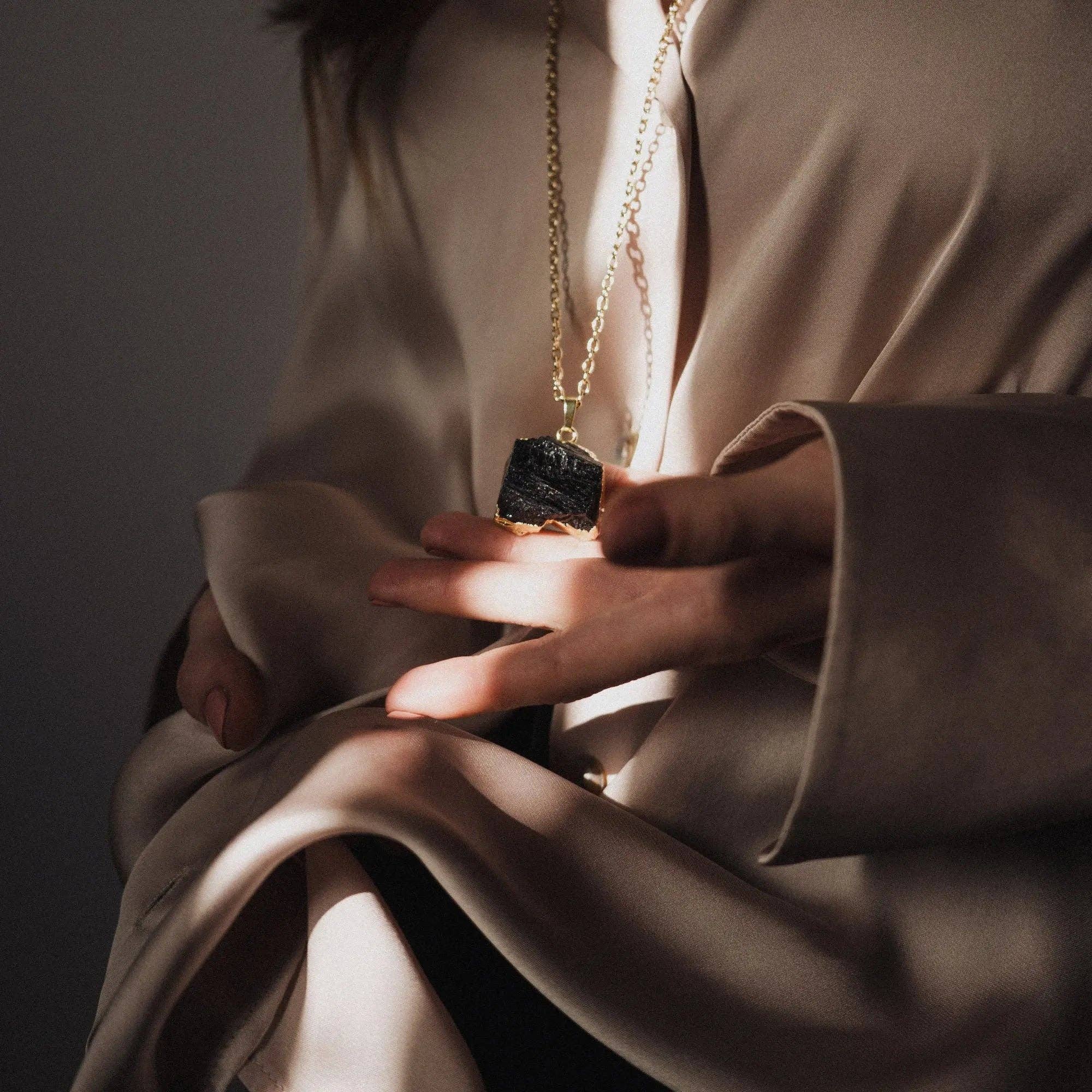 PHOEBE´S - Wholesale Pendant/Charm Necklace - Black Tourmaline Necklace, Natural Stone Pendant6