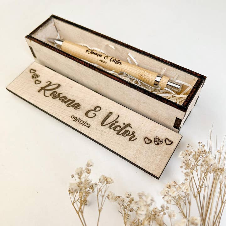 Doos met Gegraveerde Pen voor wholesale door Estrellita Studio