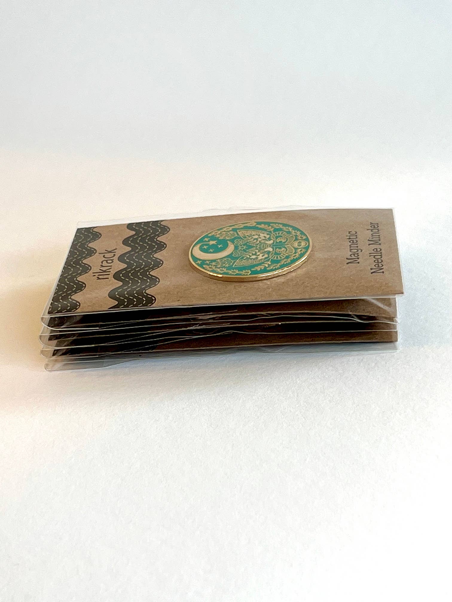 Rikrack – Großhandel Anstecker/Button – Libellen-Nadelhalter3